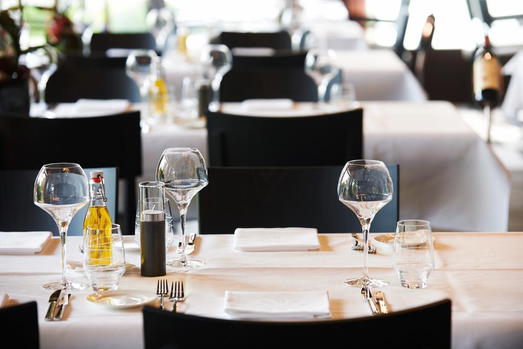 Parkhotel Wallberg Volketswil Bagian luar foto