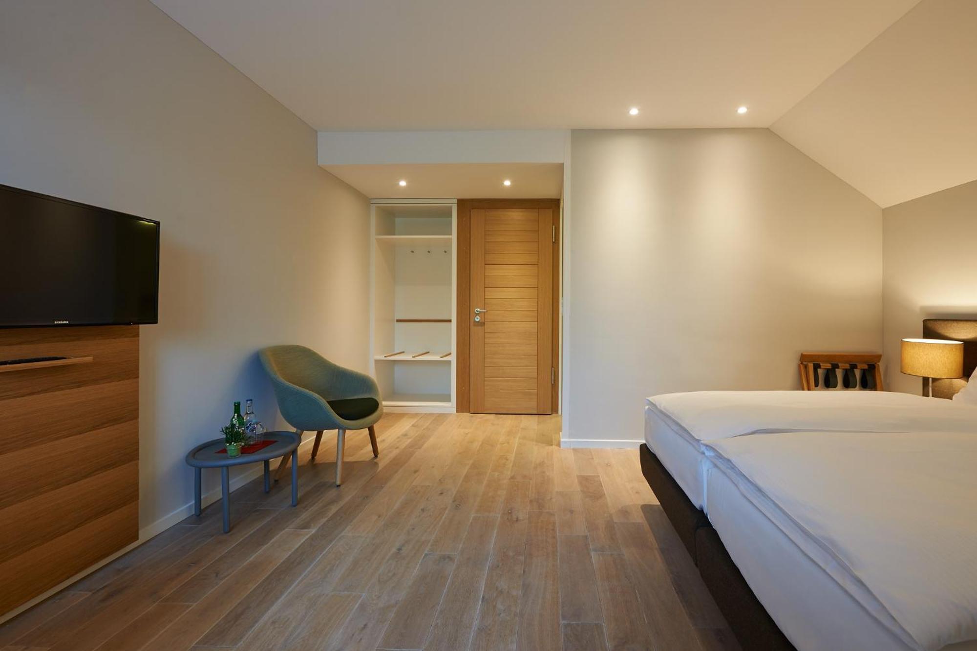 Parkhotel Wallberg Volketswil Bagian luar foto